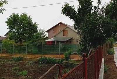 Casă cu 1 camere cu Teren 300 Mp în Cosâmbești - 4