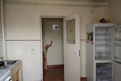 De vanzare !!! Apartament 2 cam Cetate De vanzare !!! Apartament 2 cam Cetate - 2