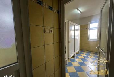 Spațiu comercial, de 16 mp, în Vest