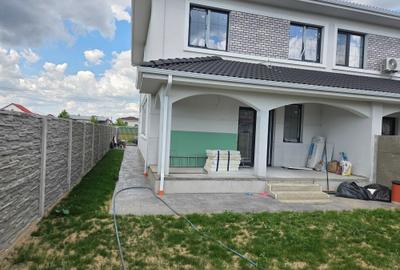Casă cu 4 camere în Moșnița Veche - 2