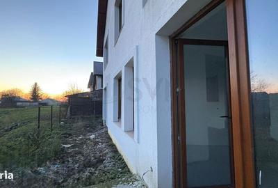Casă cu 4 camere în Dimieni - 5