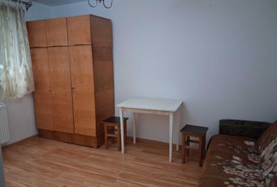 Garsonieră decomandată în Gară - 2