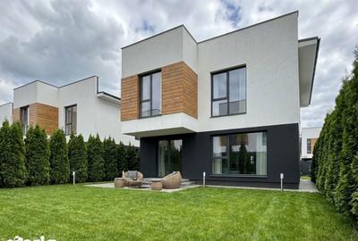 Casă cu 4 camere cu Teren 243 Mp în Central - 11