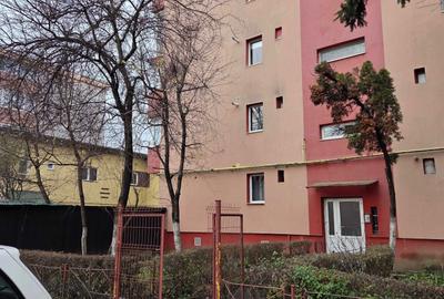 Apartament cu 4 camere decomandat în Bartolomeu - 8