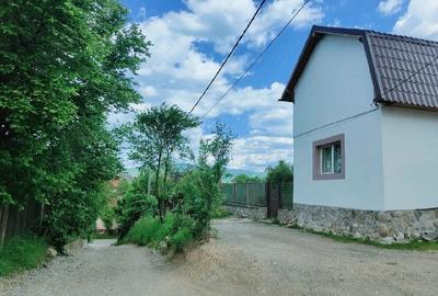 Casă cu Teren 1000 Mp în Central - 2