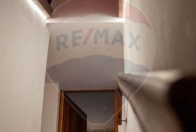 Vila unica in inima Bustenilor, vedere directa spre Caraiman Vila unica in inima Bustenilor, vedere directa spre Caraiman - 8