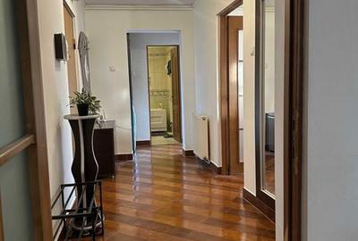 Apartament cu 2 camere decomandat în Central - 2