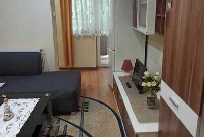 Garsonieră în Micro 17 - 2