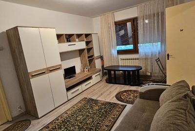 Apartament 2 camere semidecomandat Tomis Nord str.Badea Cartan - 11