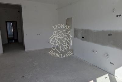 Penthouse cu 3 camere semidecomandat în Sud - 6