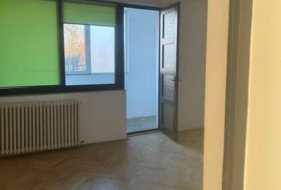 Apartament cu 4 camere în Central - 7