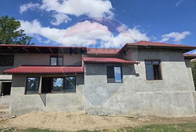 Casa / Vila cu 3 camere de vanzare - 17