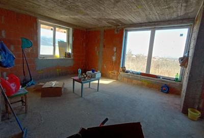 Casă individuală cu 5 camere cu Canalizare în Spitalul Județean - 8