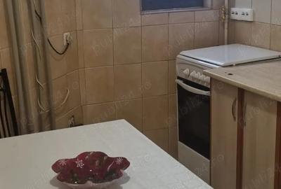 Proprietar,vand garsoniera in bloc 2010,35 mp,et3 15,zona D-na Ghica(Planorama) - 5