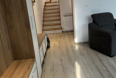 Casă cu 4 camere cu Teren 130 Mp în Central - 1