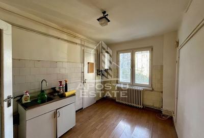 Apartament cu 4 camere semidecomandat în Take Ionescu - 14