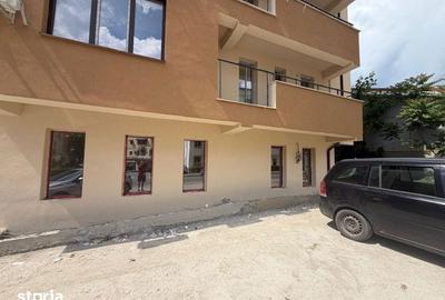 Spațiu comercial, de 60 mp, în George Enescu - 6