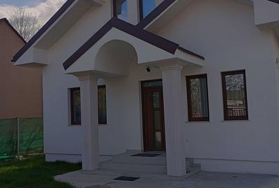 Casă cu 4 camere în Bercu Roșu - 4