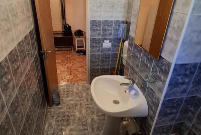 Proaspat zugravita, 40mp, et. 4/8, baie cu geam, complet mobilata si utilata - 6