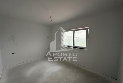 Casă cu 5 camere cu Teren 320 Mp în Ghiroda - 3