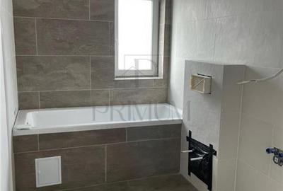Sacalaz- toate utilitatile- strada asfaltata- dormitor cu baie si dressing- tere