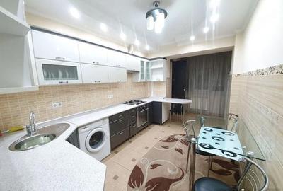 Apartament cu 2 camere decomandat în Politehnica