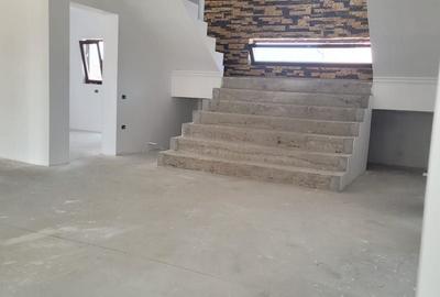 VILA DEOSEBITA VALU LUI TRAIAN P+M - 2