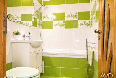 Apartament cu 2 camere semidecomandat în Tractorul - 3