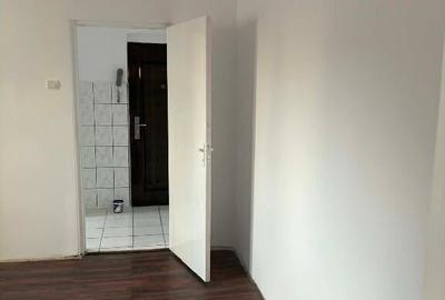 Apartament de 2 camere zona GEMENII,Str Parcul Mic, - 3