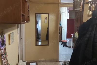 Apartament cu 3 camere decomandat în Micro 16 - 4