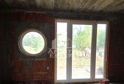 Casa la rosu, de vanzare, in Curtici, jud. Arad. - 4