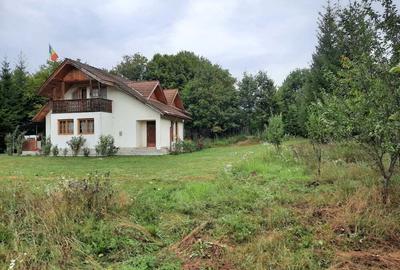 Casă cu 6 camere în Soveja - 9