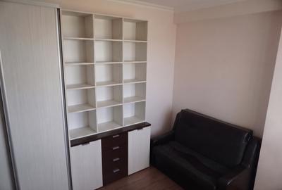Apartament cu 3 camere decomandat, mobilat în Dămăroaia - 9