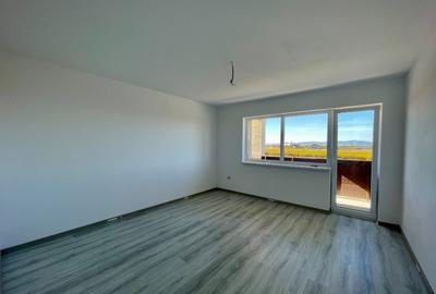 Apartament cu 2 camere decomandat în Sânpetru - 3