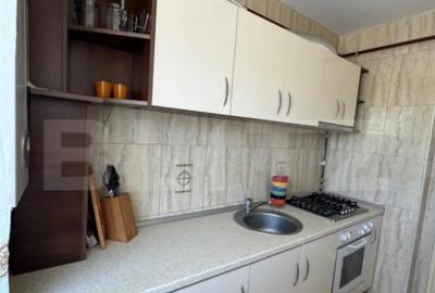Apartament cu 3 camere semidecomandat în Central - 11