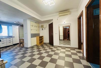 Apartament cu 3 camere decomandat, mobilat în Aviatorilor - 18