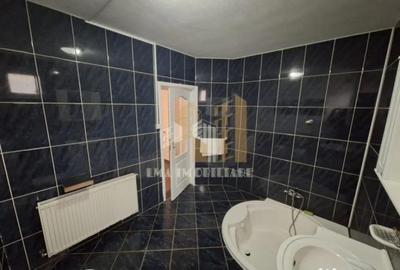 Casă cu 7 camere cu Piscina în Florilor - 15