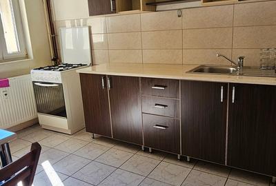 Apartament de 2 camere plus birou, situat pe Cal. Mosilor - 8