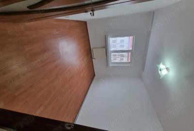 Apartament cu 3 camere decomandat în Central - 8