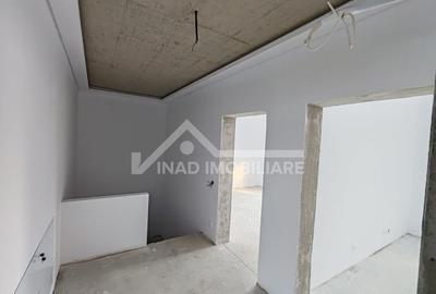 Duplex de vanzare 120mp utili, teren 375mp, curte pavata, semifinisat. - 6