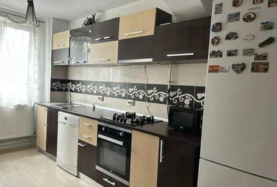 Apartament cu 2 camere semidecomandat în Trivale