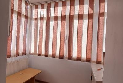Apartament cu 3 camere în Central - 19