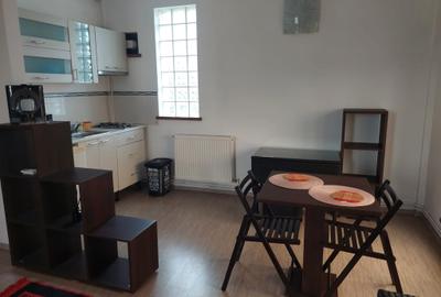 Apartament cu 2 camere decomandat, mobilat în Coiciu - 8