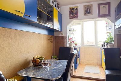 Apartament cu 3 camere decomandat în Salca - 1