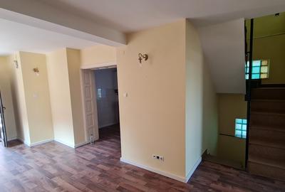 SC VIMAK IMOBILIARE  vinde  vila situata in zona centrala - 3