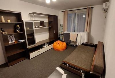 Apartament cu 2 camere decomandat, mobilat în Crângași