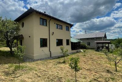 Casă cu 3 camere în Tăuții de Sus - 6