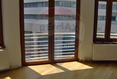 Apartament cu 6 camere decomandat, mobilat în Cișmigiu - 4