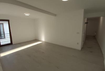 De vanzare apartament 2 camere Sos Chitila Bucuresti Sector 1 Mall Colosseum - 9