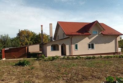 Casa+ teren zona Ci?mea Boto?ani - 1